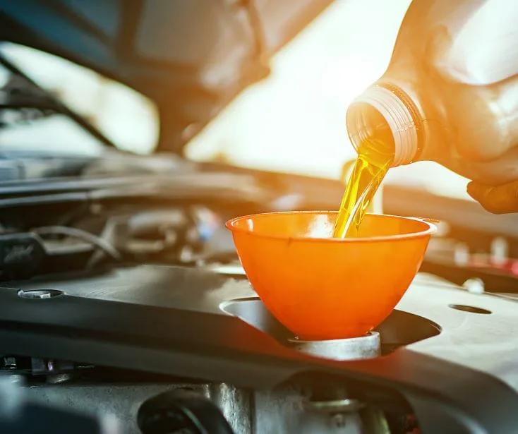 Oil change Saint-Augustin-de-Desmaures